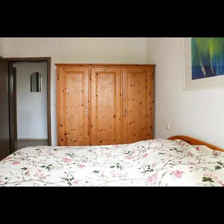 Idyllisches Mit 2 Schlafzimmer Апартаменты