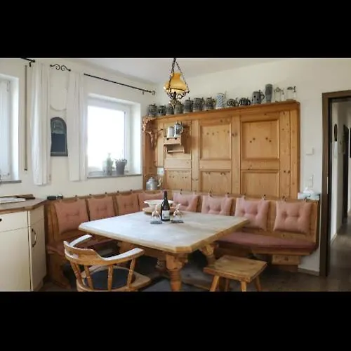 Idyllisches Mit 2 Schlafzimmer Apartament Bad Wörishofen