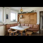 Idyllisches Mit 2 Schlafzimmer דירה באד וויריסהופן