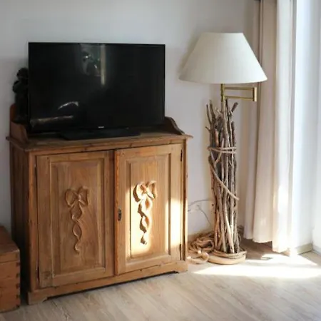 Idyllisches Mit 2 Schlafzimmer Apartment
